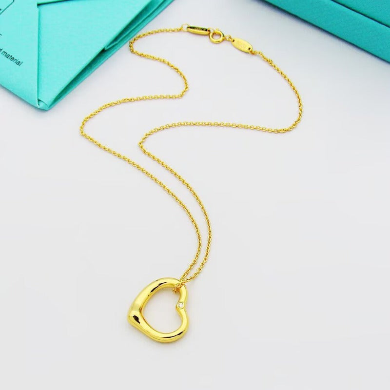 TN024  Women's heart-shaped stainless steel necklace jewelry